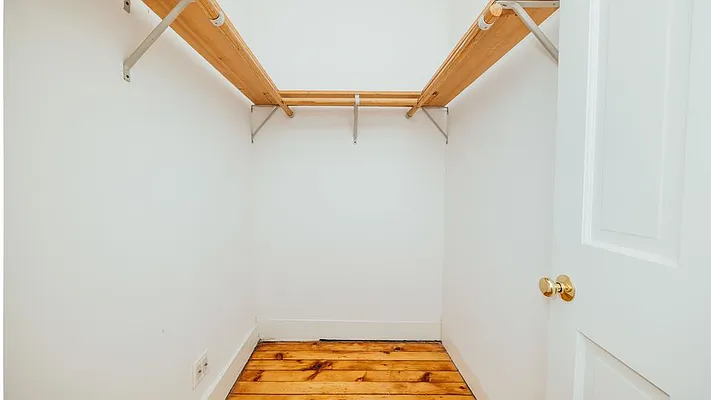 Rented by Compass | media 46