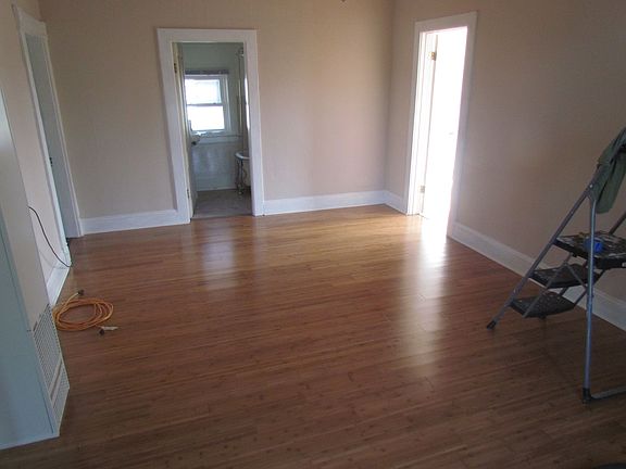 rental unit lr
