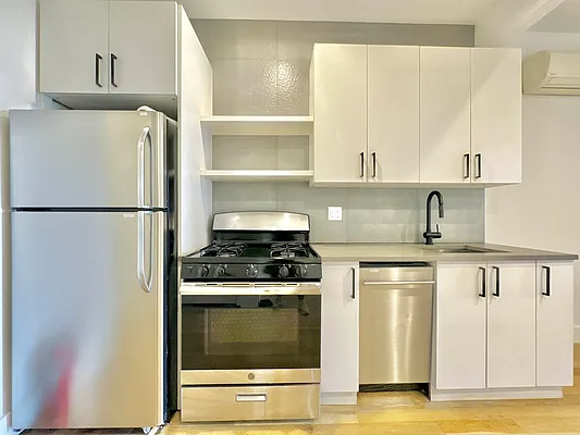 Rented by Doorway NYC, LLC | media 9