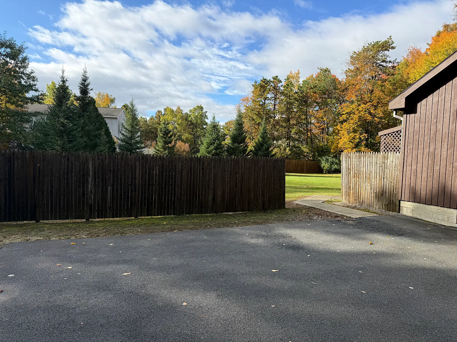 2 bed, $1,600 — Photo 3