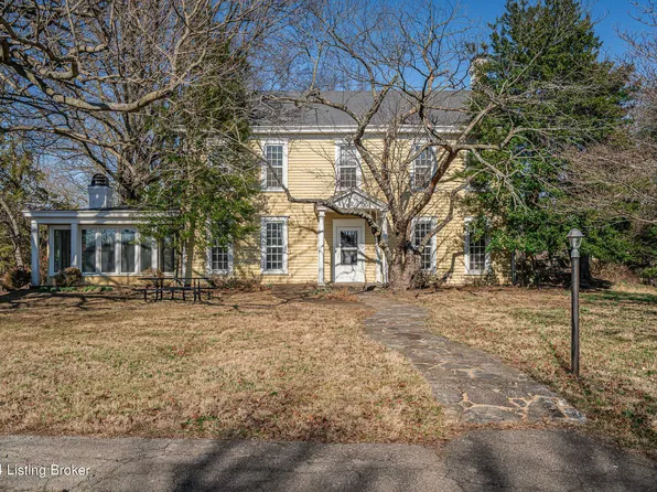 8221 Wolf Pen Branch Rd, Prospect, KY 40059