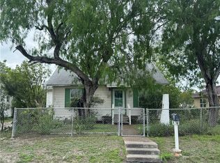 635 Victoria Ave, Taft, TX 78390