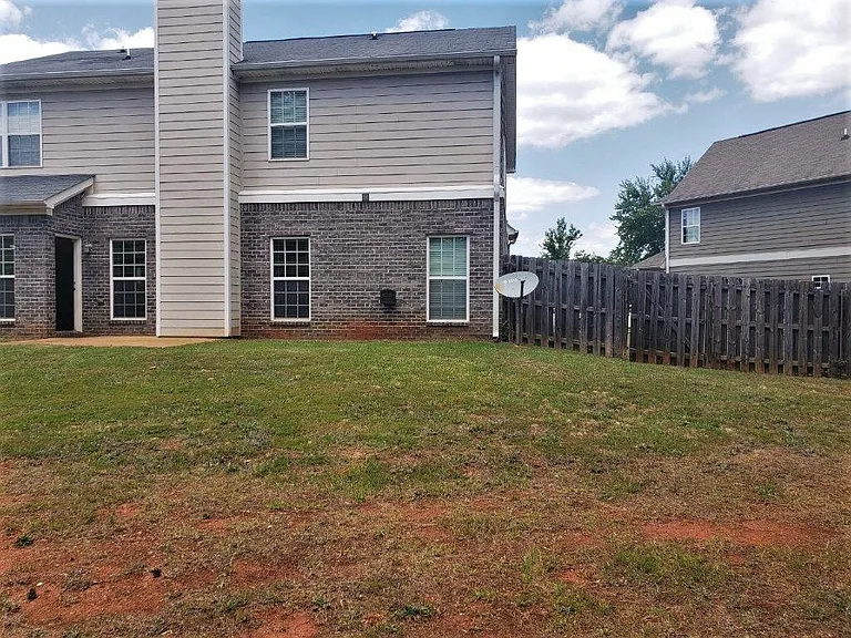 9001 Scottsdale Ct — Photo 42