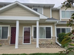 2200 Hart Ave APT 5, Des Moines, IA 50320