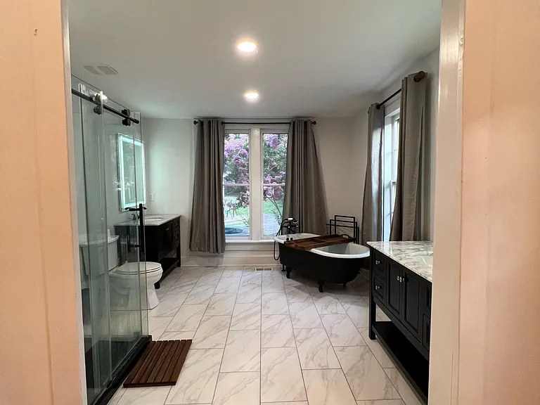 228 Walker Ave NE — Photo 13