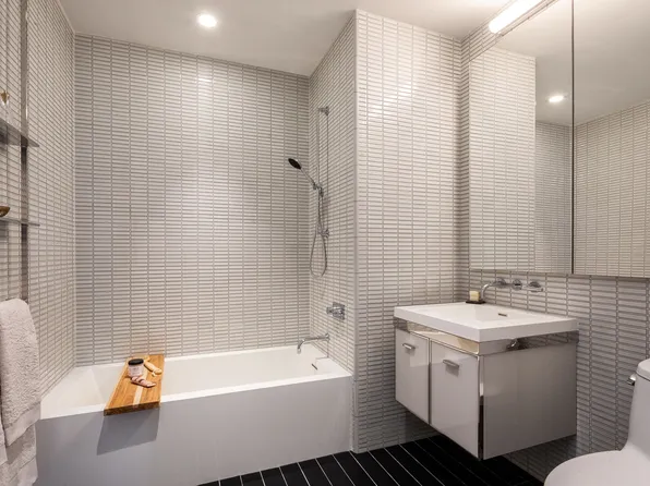 252 South Street image 9 of 30