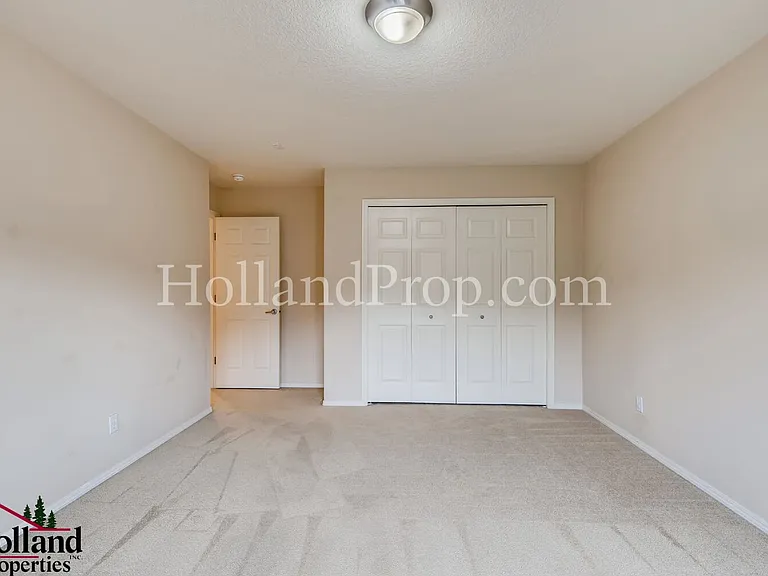 13062 NW Corso Ln — Photo 18