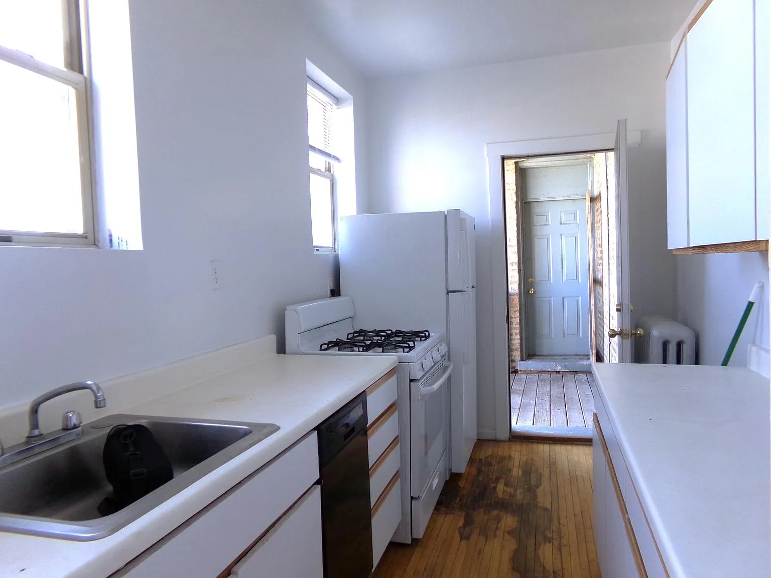 1326 West Estes Avenue #3W — Photo 2