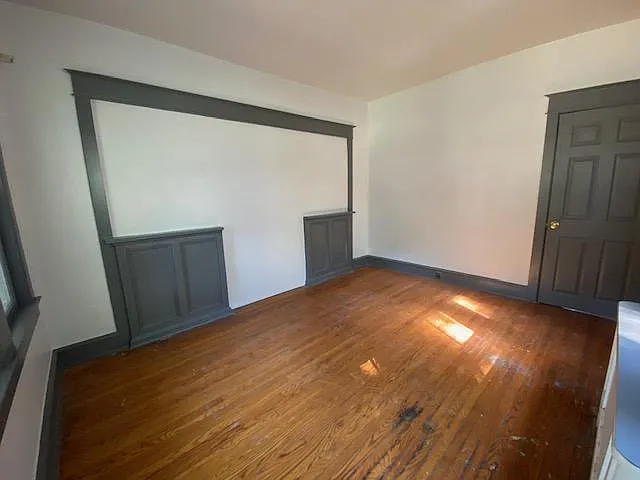 227 E High St — Photo 26