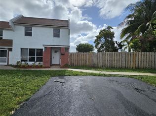 1358 Silverado Dr, North Lauderdale, FL 33068