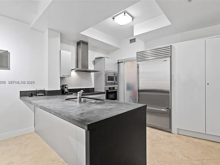 18201 Collins Ave #3702 — Photo 9