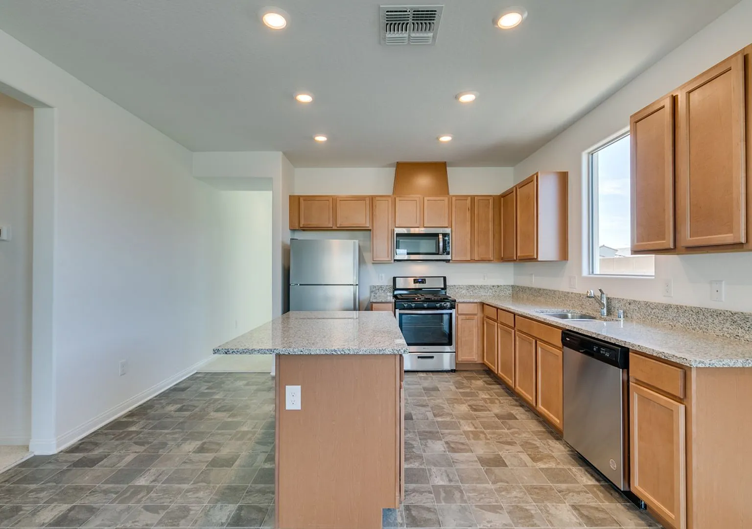 Gorgeous Single Story With Many Upgrades*3 Bedrooms*Den! — Photo 1