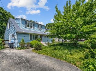 5 Manitou Trl, White Plains, NY 10603