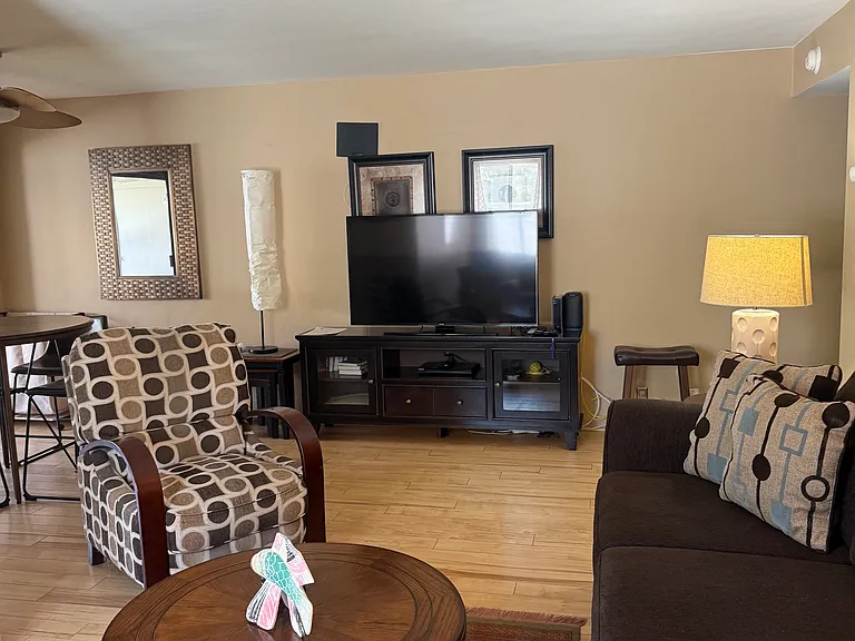 5225 E Waverly Dr #64 — Photo 2