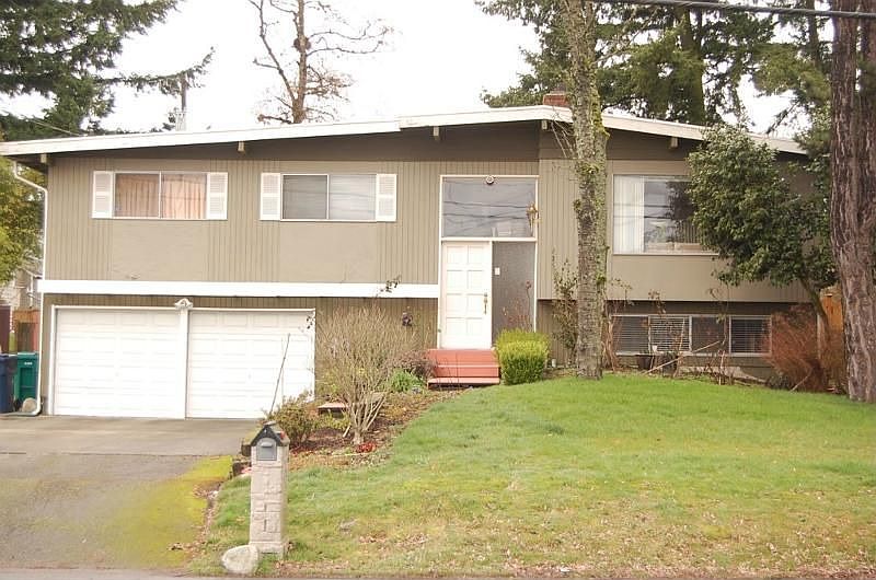 1st image of 17604 Larch Way