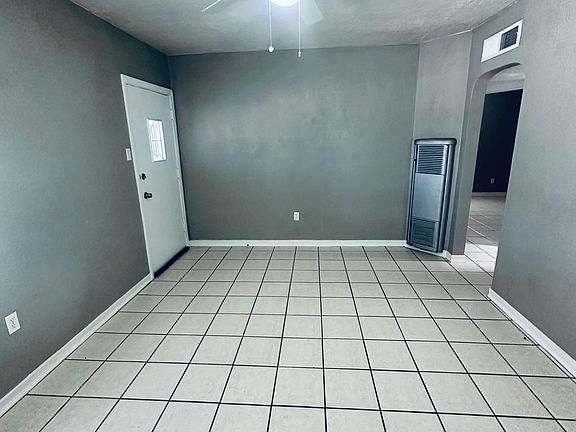 5th image of 550 Fresno Dr