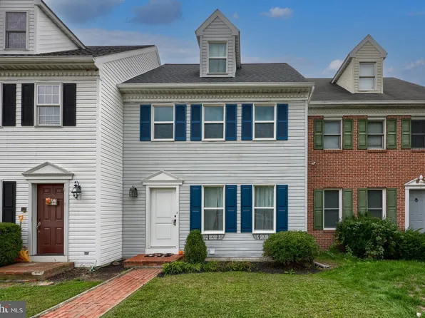 425 Cardinal Rd, Lititz, PA 17543