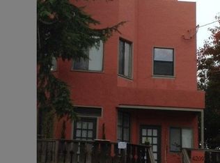 4213 Montgomery St, Oakland, CA 94611