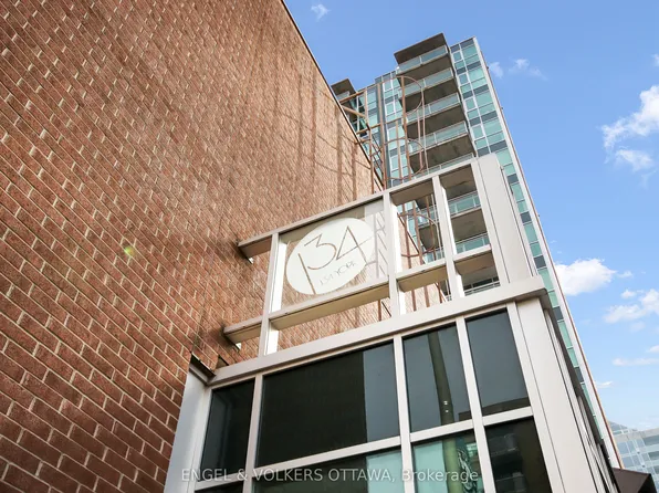 134 York St #607, Ottawa, ON K1N 1K8