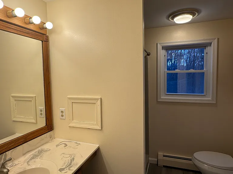 8 Tory Dr — Photo 8