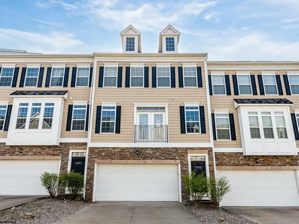 3523 Sun Trl, Morgantown, WV 26505