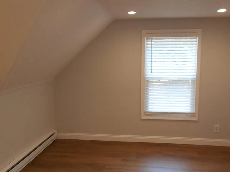 17 N Cedar St — Photo 24