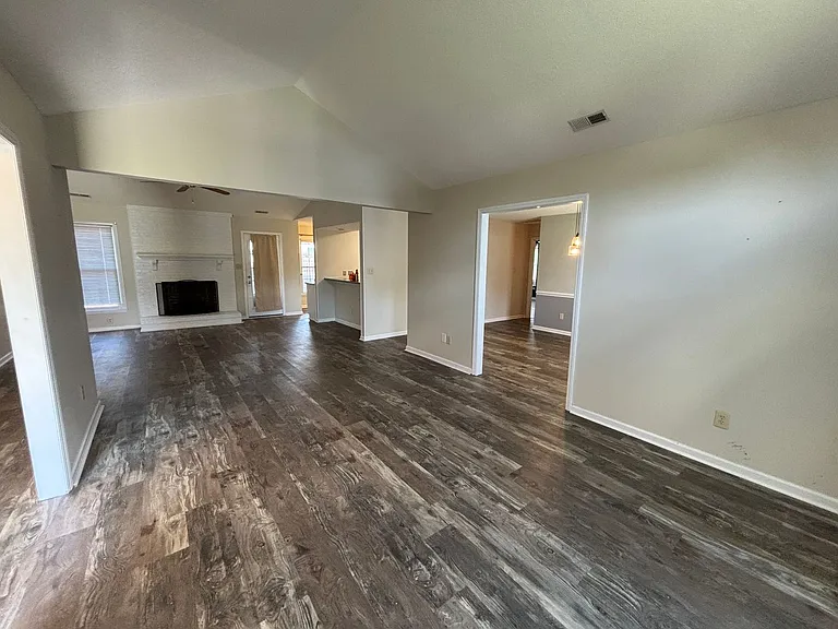 5405 Beretta Way — Photo 16