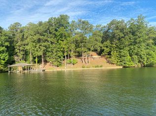 221 Layfield Branch Rd, Hamilton, GA 31811