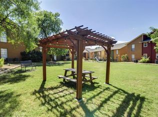 City-Base Vista, San Antonio, TX 78223