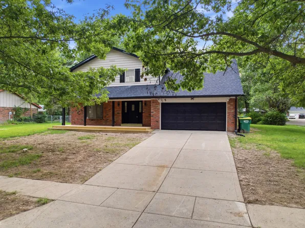 8006 Vineyard Dr, Indianapolis, IN 46260