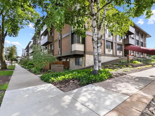 2025 East Greenwich AVENUE #321, Milwaukee, WI 53211