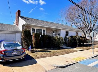 393 Main St, Winthrop, MA 02152