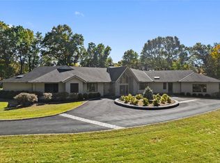 22 Captain Theale Rd, Bedford, NY 10506