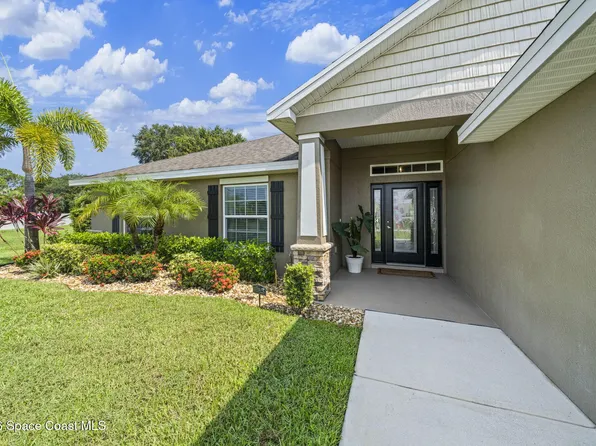 965 Le Baron St SW, Palm Bay, FL 32908