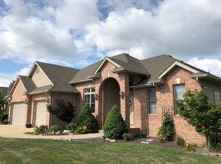 6312 Winterberry Ln, Springfield, IL 62712