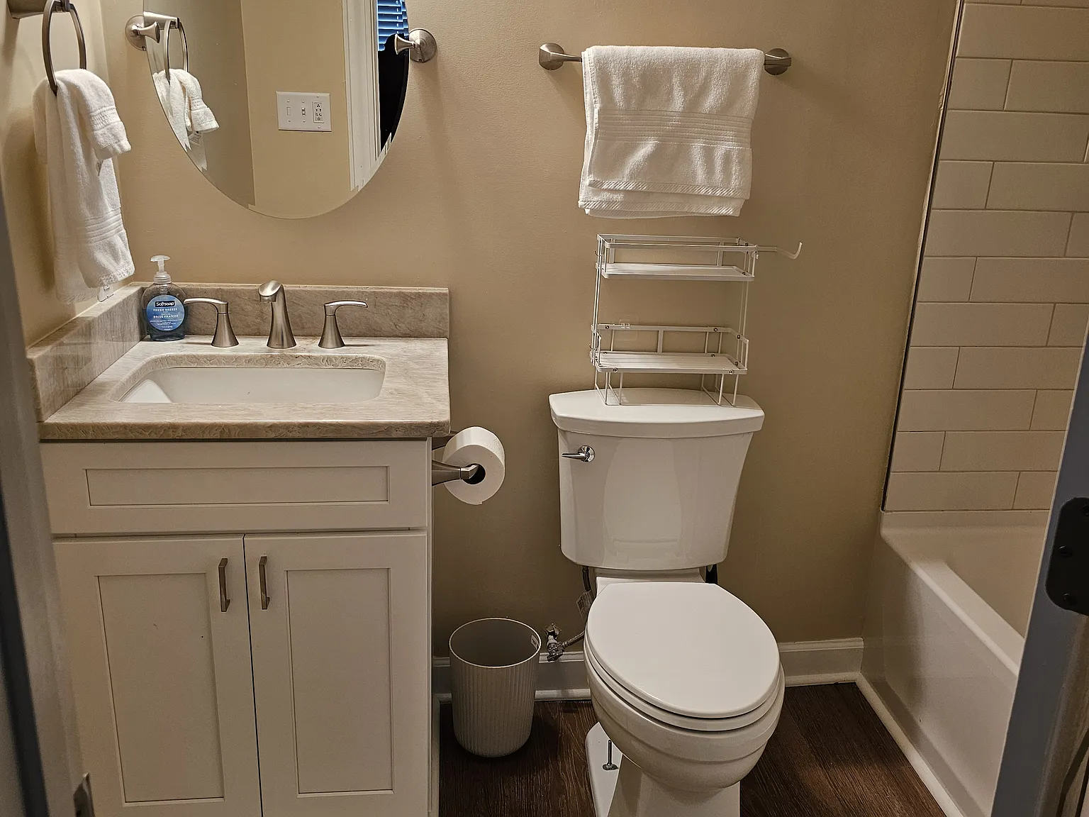 2 bed, 1215 sqft, $2,600 — Photo 4