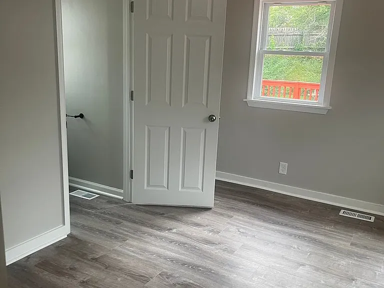 4803 Paulson Dr — Photo 33