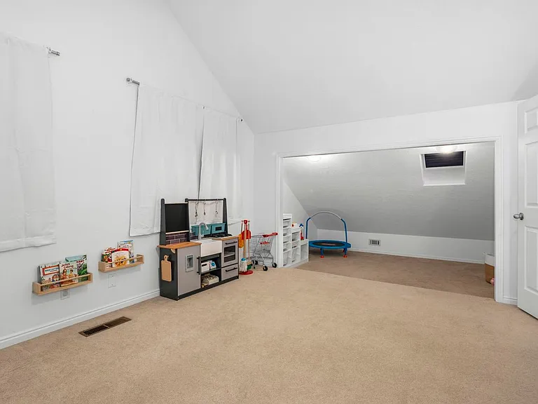 1040 N 1300 W #66 — Photo 27