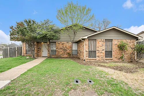 2201 Jackson Cir Photo 1