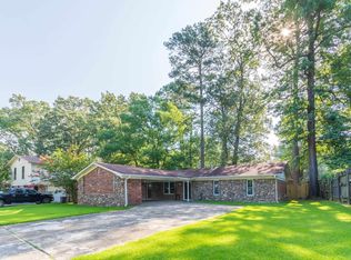 10019 Stardust Trl, Little Rock, AR 72209