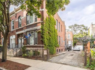 2014 W Huron St APT 2F, Chicago, IL 60612