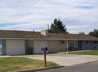 203 Penny Ln, Toppenish, WA 98948