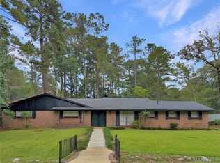 601 Camellia Dr, Tallassee, AL 36078
