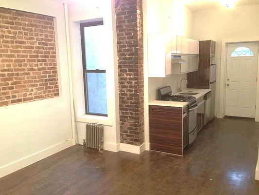 Rented by Nooklyn NYC LLC | media 29