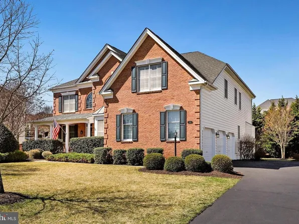 5368 Walkerton Ct, Haymarket, VA 20169