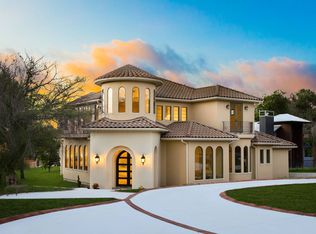 201 Elizabeth Rd, Terrell Hills, TX 78209