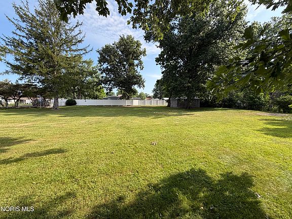 5th image of 200 Widmer St