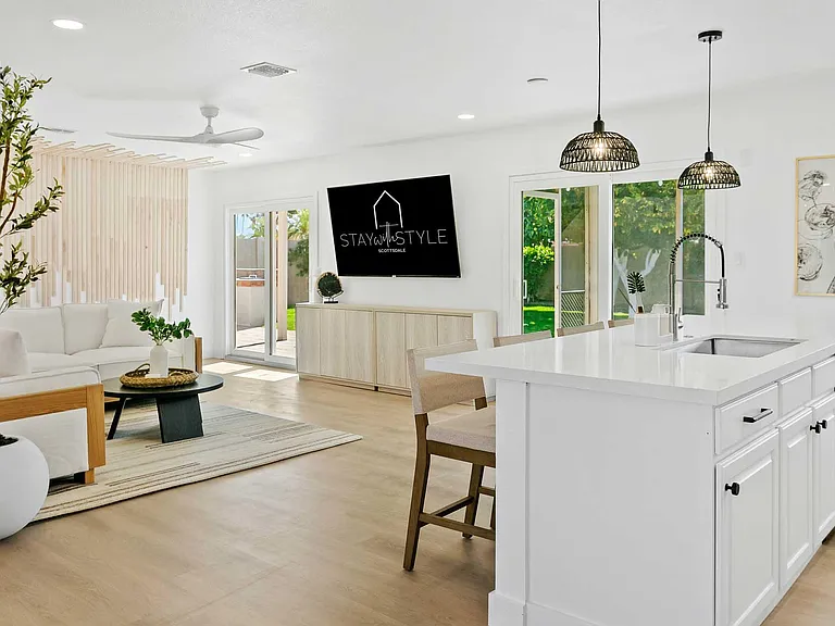 6411 E Presidio Rd — Photo 11