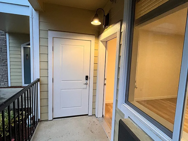 Alena Apartments — Photo 9