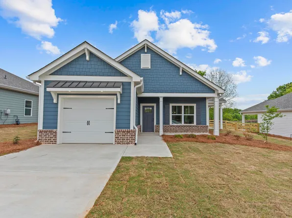 103 Cottage Grove Cir, Eatonton, GA 31024